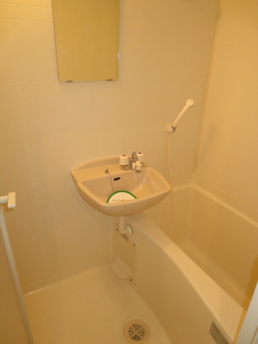 物件内観写真12　(バス／シャワールーム等)