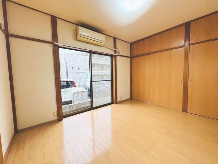 物件内観写真5　(居室)