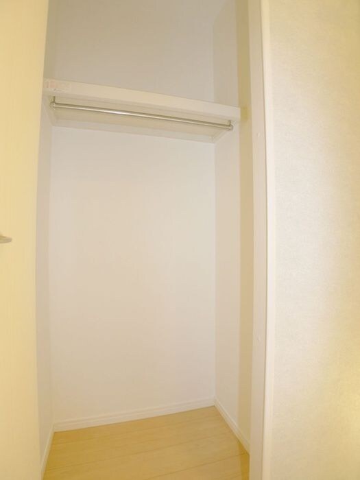 物件内観写真16　(収納)
