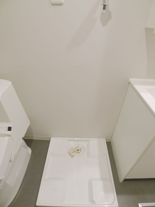 物件内観写真20　(洗濯機置場)