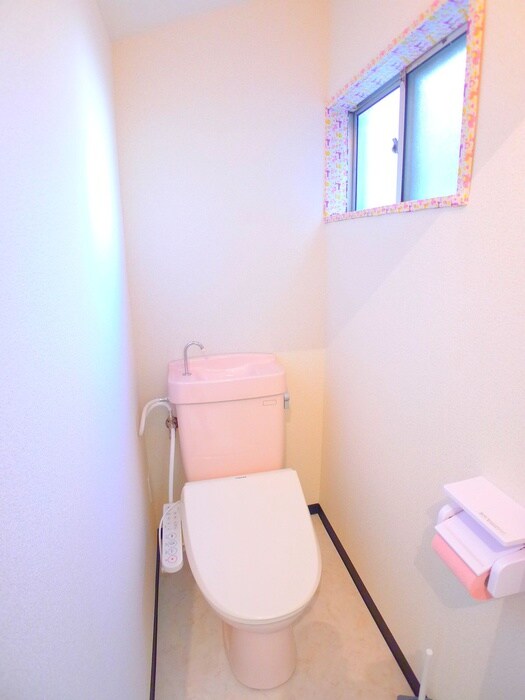 物件内観写真15　(トイレ)