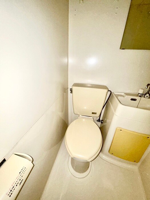 物件内観写真14　(トイレ)