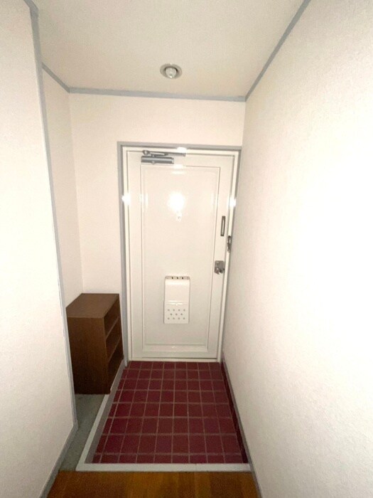 物件内観写真15　(玄関)