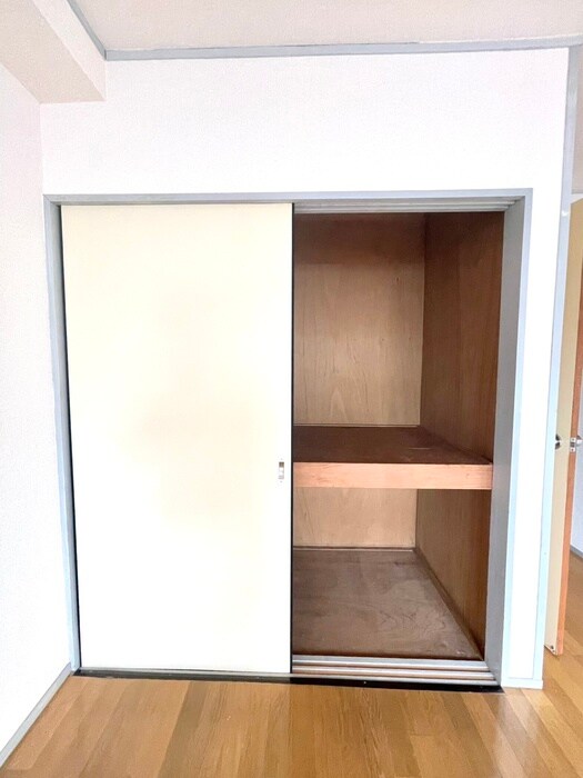 物件内観写真17　(収納)