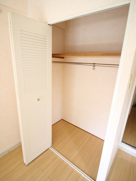 物件内観写真13　(収納)