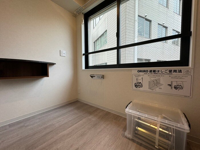 物件内観写真8　(居室)