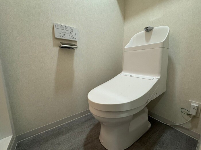 物件内観写真15　(トイレ)