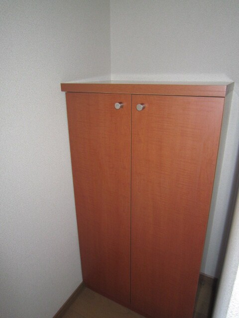 物件内観写真11　(靴箱)