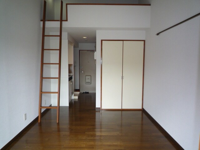 物件内観写真5　(居室)