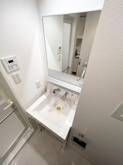 物件内観写真11　(洗面)