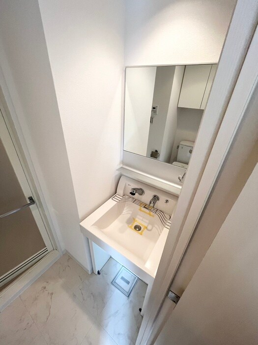 物件内観写真11　(洗面)