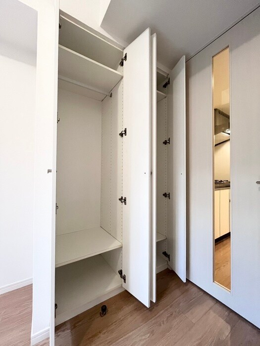 物件内観写真13　(収納)