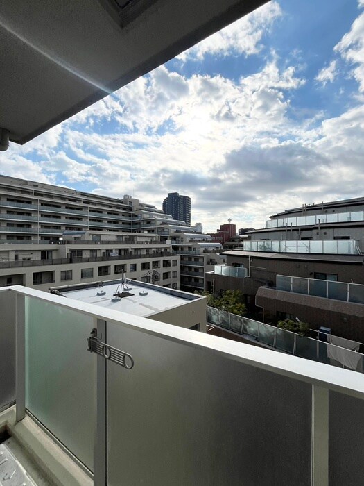 物件内観写真16　(室内からの展望)