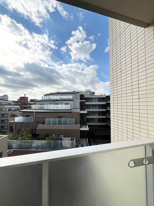 物件内観写真22　(室内からの展望)