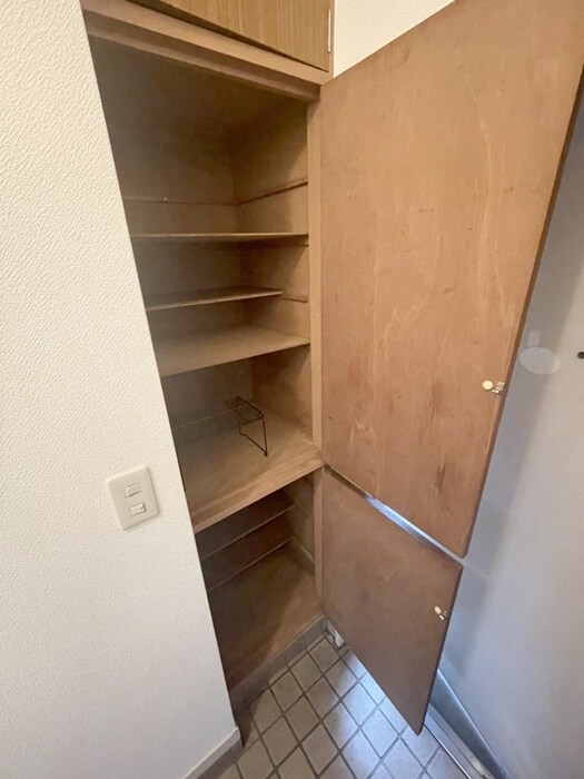 物件内観写真16　(靴箱)