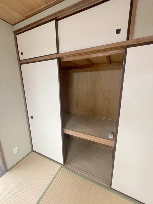 物件内観写真21　(収納)