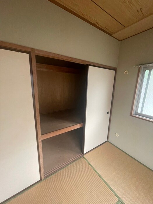 物件内観写真22　(収納)
