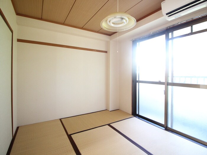 物件内観写真7　(居室)