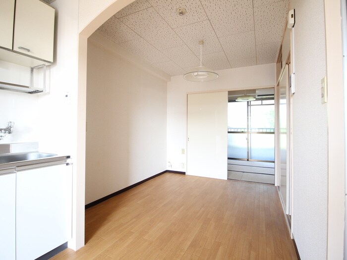 物件内観写真8　(内観写真)