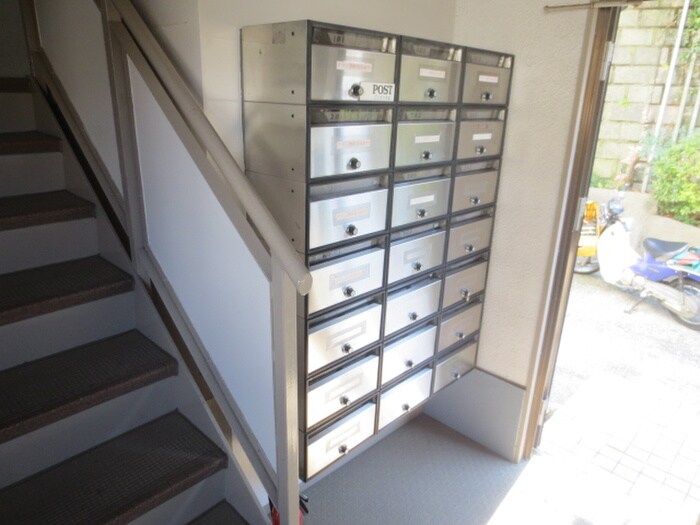 物件外観写真4　(建物設備)