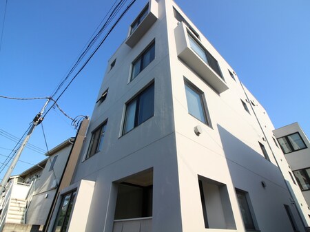 グランドソレイユ鷹番外観写真