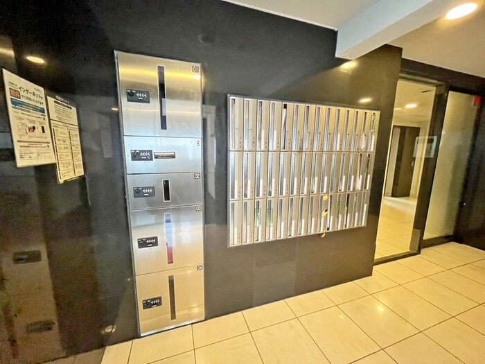 物件外観写真6　(建物設備)