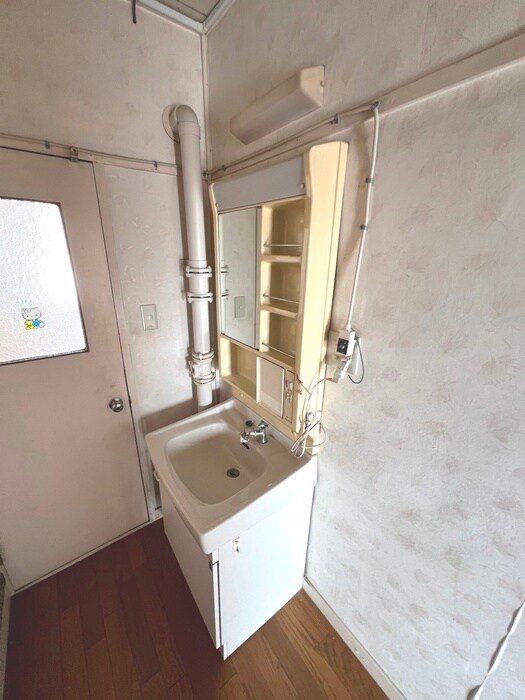 物件内観写真12　(洗面)