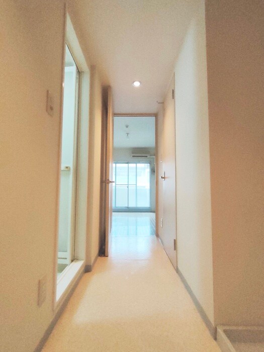 物件内観写真10　(廊下)