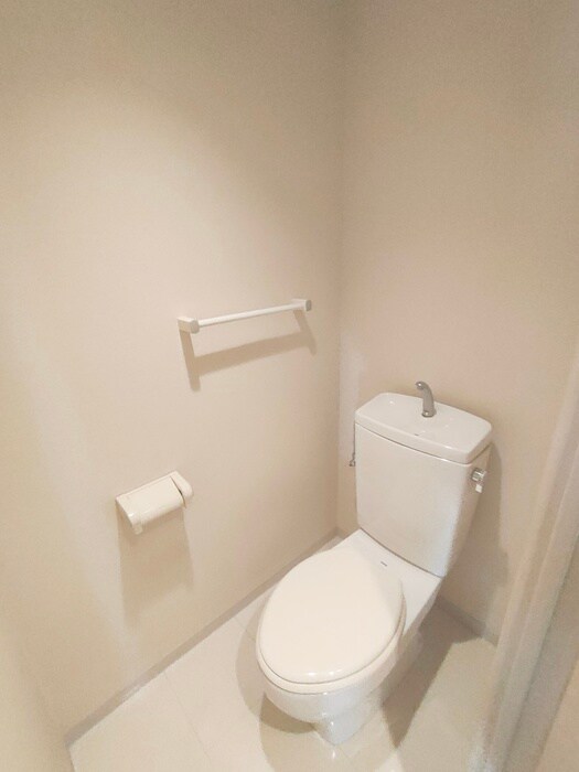 物件内観写真13　(トイレ)