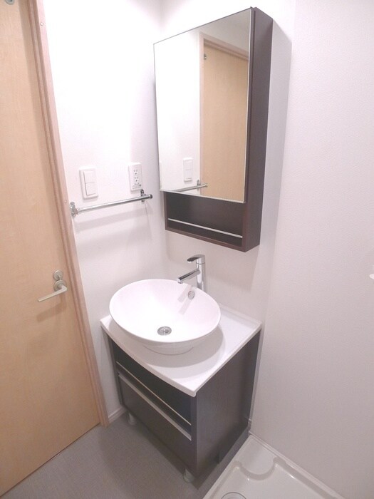 物件内観写真13　(洗面)