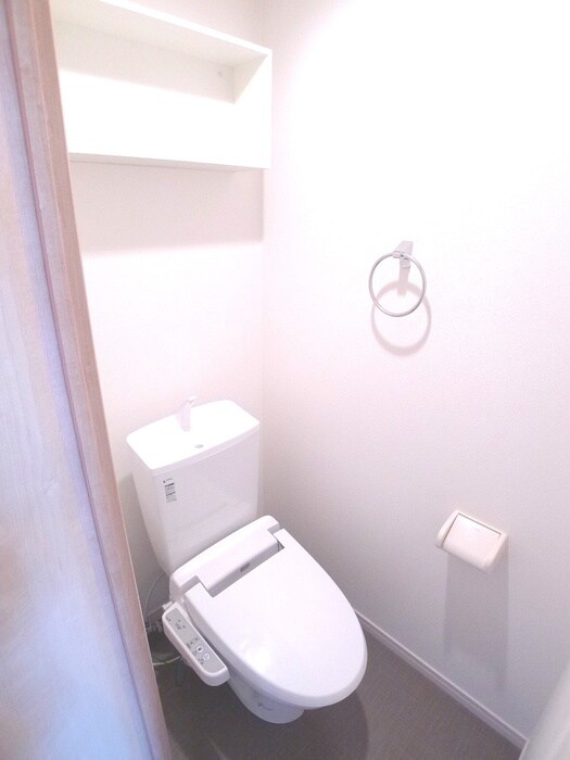 物件内観写真14　(トイレ)