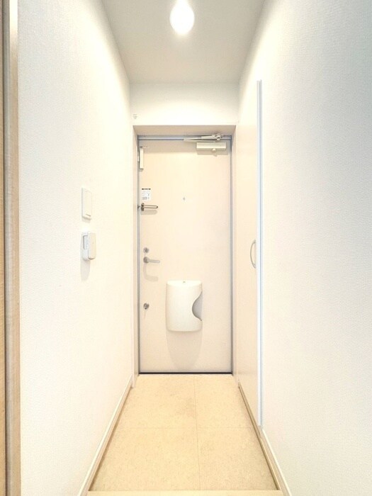 物件内観写真19　(玄関)