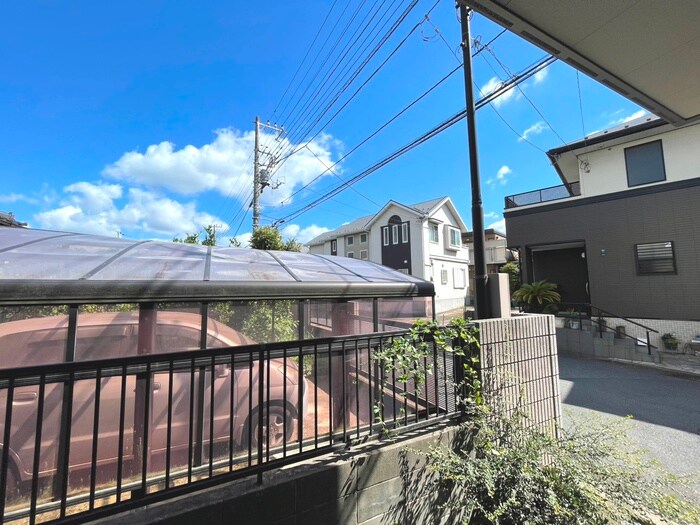 物件内観写真22　(室内からの展望)