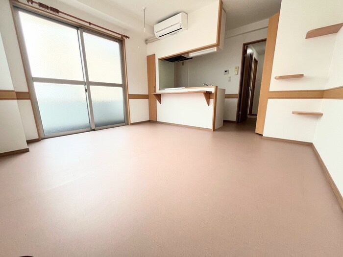 物件内観写真9　(居室)