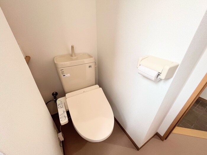 物件内観写真12　(トイレ)