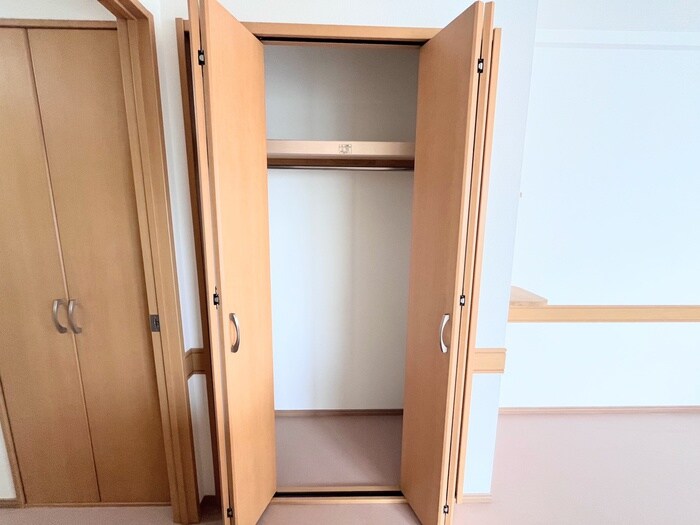 物件内観写真16　(収納)