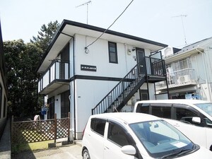カ－サよしはなⅡ外観写真