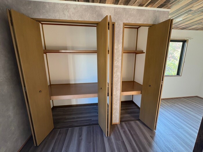 物件内観写真16　(収納)