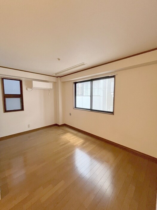 物件内観写真6　(居室)