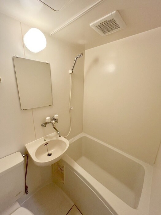 物件内観写真11　(バス／シャワールーム等)