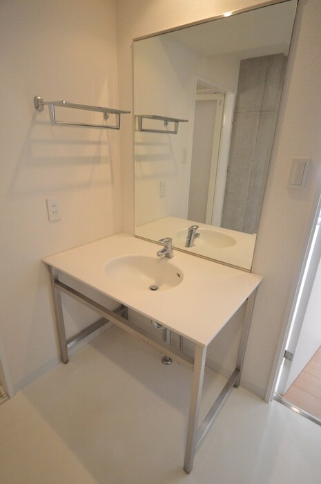 物件内観写真7　(洗面)