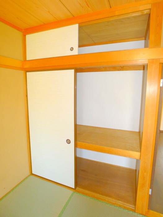 物件内観写真13　(収納)