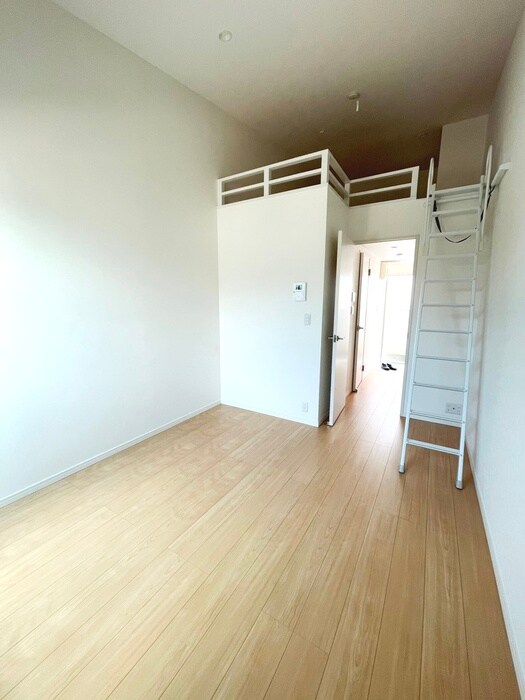 物件内観写真8　(居室)