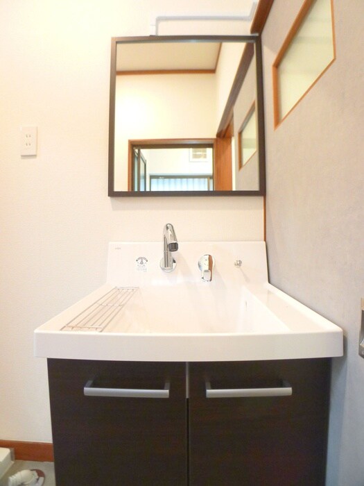 物件内観写真12　(洗面)