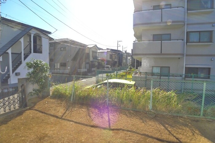 物件内観写真22　(室内からの展望)