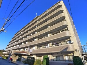 クレセントコートおおたかの森外観写真