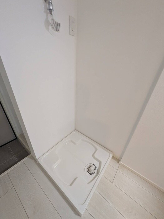 物件内観写真9　(洗濯機置場)