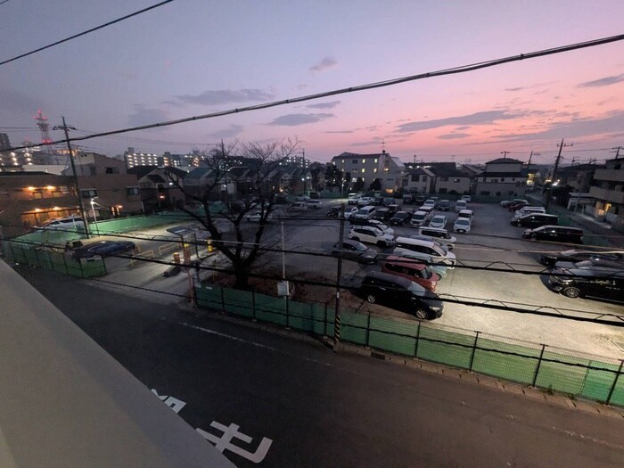 物件内観写真14　(室内からの展望)