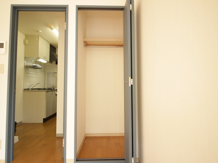 物件内観写真11　(収納)