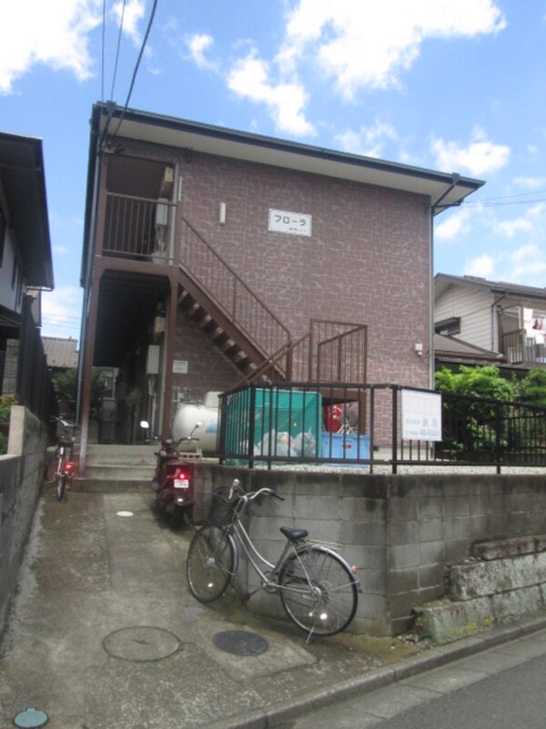 バイク置き場
